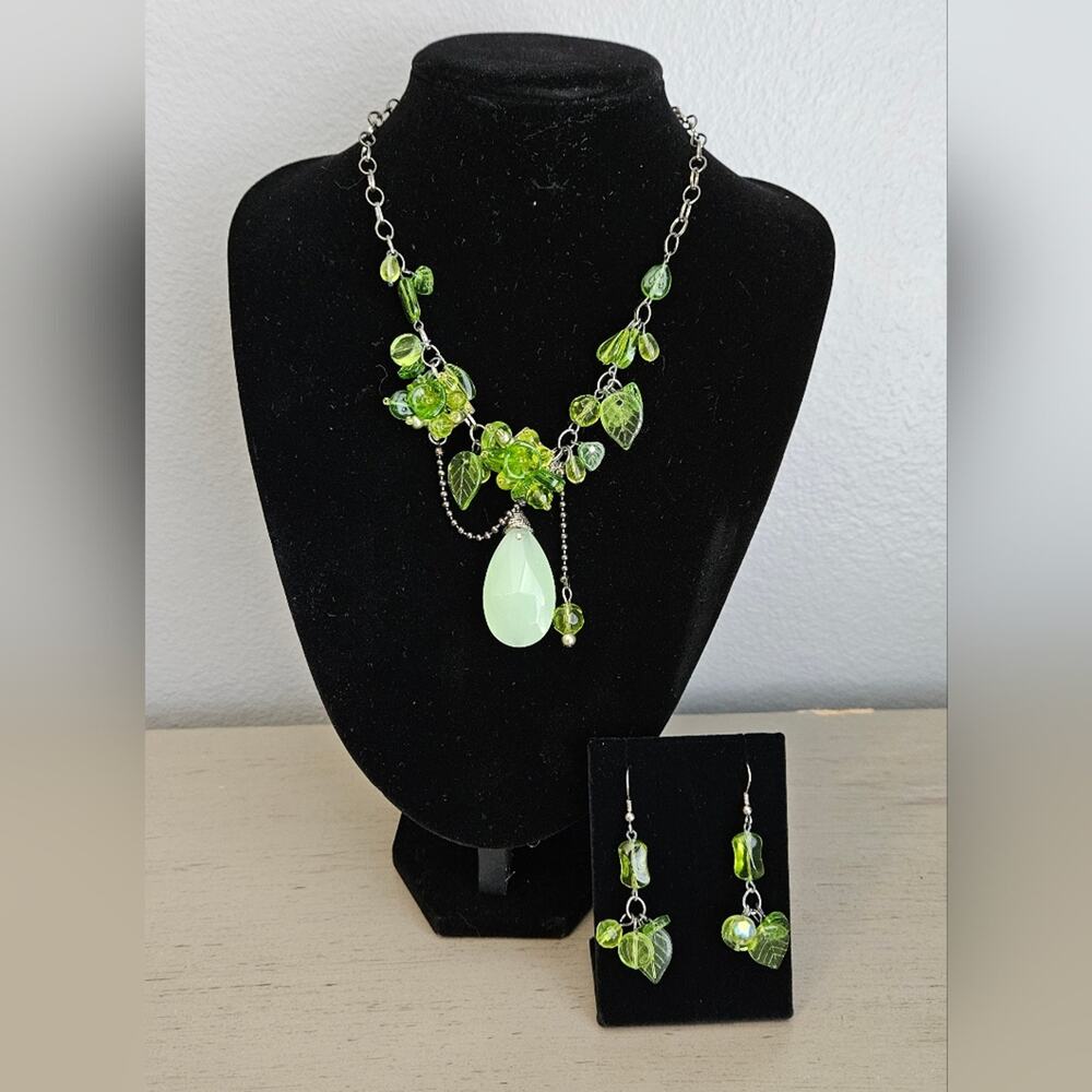 Unique Green Bead & Fluorite Stone Statement Necklace & Earring Set Glows